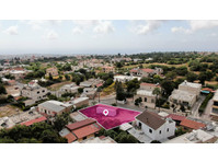 Commercial Plot, extending to about 550 sq.m. in total and… - בתים