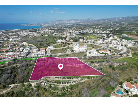 Description of the property

Residential/Agricultural… - Kuće