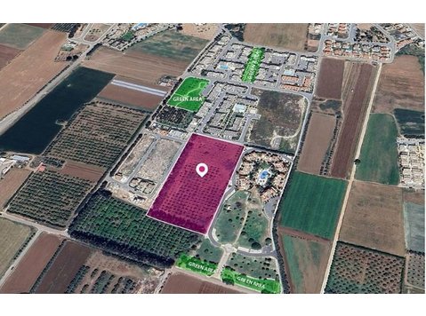 Development field, extending to about 10.645 sq.m. in… - خانه ها