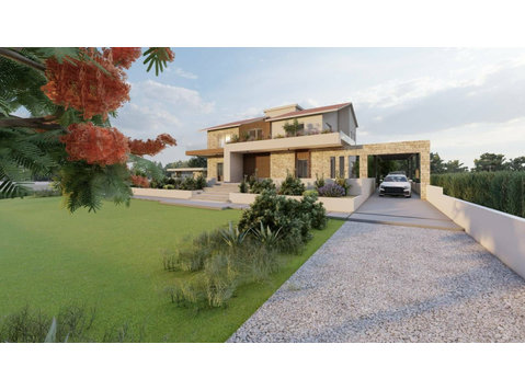 For sale large 2-story luxury Villa of 500 sq. meters with… - Houses