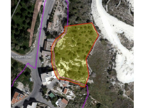 Land for sale in Agia Marinouda, Paphos.Great opportunity… - Dom