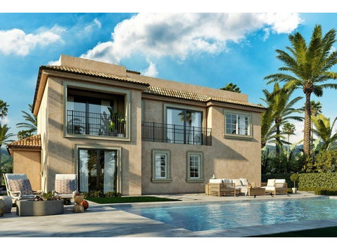Luxury 4-bedroom villa in a gated residential paradise,… - Σπίτια