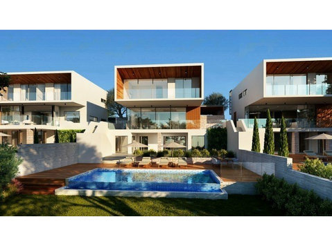 А Luxury 5 bedroom, 6+1 bathroom off-plan Villa situated in… - Müstakil Evler