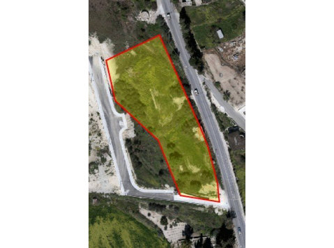Mountain view 5050sq.m. residential land for sale in… - Σπίτια