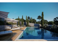Nestled in the heart of Chloraka, this exclusive gated… - Case