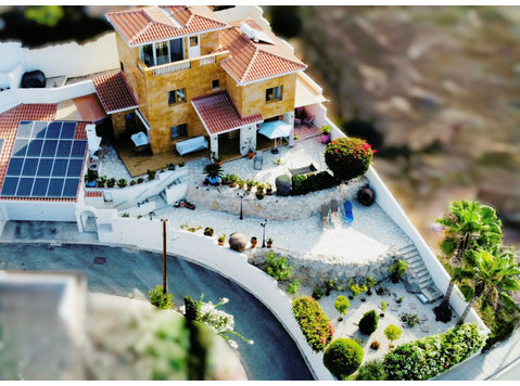 SPECIAL PRICE FROM €569.000 to €545.000         

This… - Houses