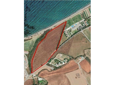 The prime residential land is located in Polis Chrysochous… - Casa