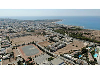 The property is in Mouttalos Quarter, 175 meters east of… - 주택