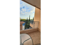 This beautifully designed apartment in the charming area of… - خانه ها