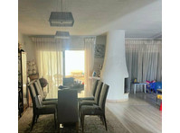 This beautiful 3 bedroom detached villa is located in an… - Majad