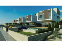 This development consists of just 4 villas.

The last unit… - வீடுகள் 
