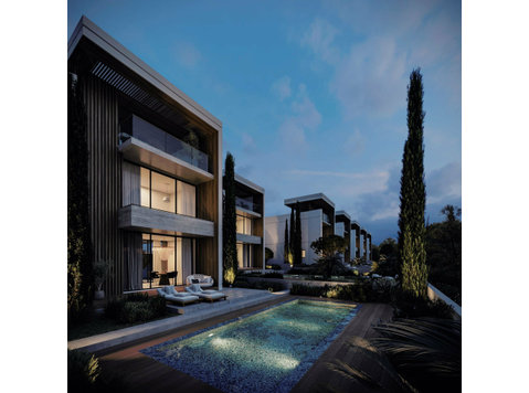 This development features exceptional design, quality… - Häuser