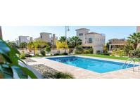 This is a 3 bedroom beautiful villa for sale in an… - Müstakil Evler