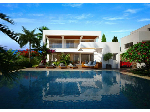 This is a modern design 4 bedroom villa for sale, located… - Talot