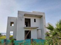 This outstanding villa is located in one of the most ideal… - Casa