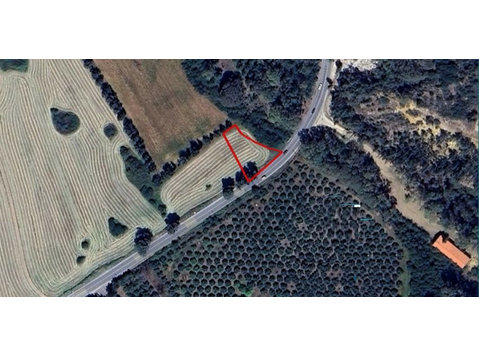 This plot is located in Polis Chrysochous, Paphos District,… - Kuće