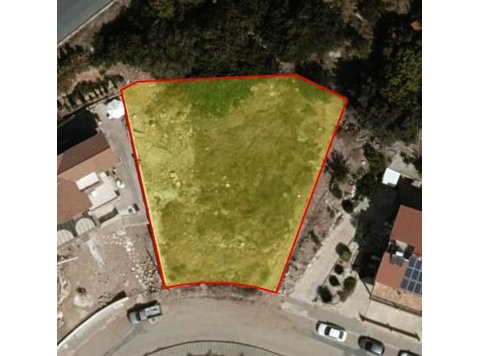 This property is a plot in Anavargos, Paphos.


The plot… - Talot