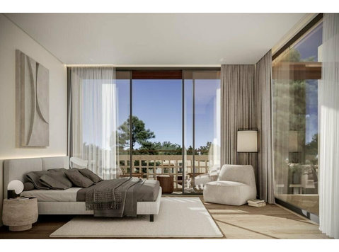 Three bedroom villa in a luxury complex in Konia… - בתים
