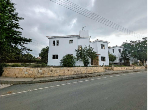 Two storey house in Polemi community, in Paphos District.It… - Majad