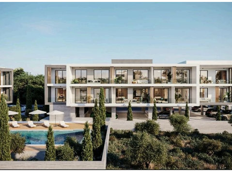 Welcome to your future home in Chlorakas! This off-plan… - Houses