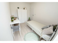 Flatio - all utilities included - Luxury room near the city… - Kimppakämpät