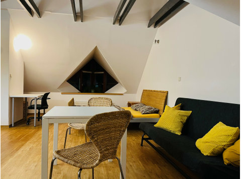 Cozy studio in a quiet quarter close to the centre - For Rent