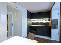 Flatio - all utilities included - Minimalist apartment with… - 임대