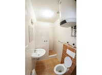 Flatio - all utilities included - Penthouse apartment in… - השכרה