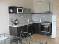 Flatio - all utilities included - 1:15 min to Prague from… - For Rent