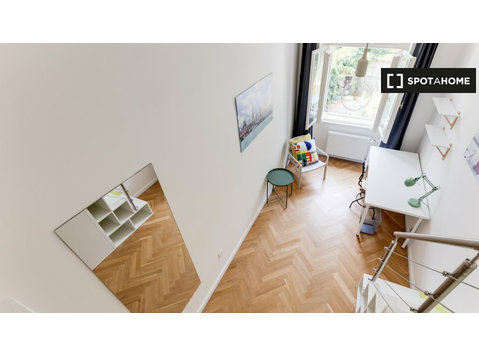 Prag, Malá Strana'da bir rezidansta kiralık oda - Kiralık