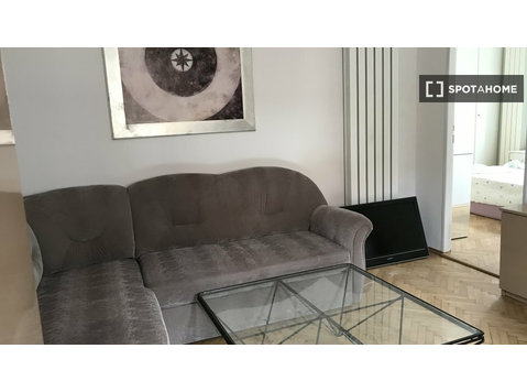 3-pokojowe mieszkanie do wynajęcia w Pradze - Mieszkanie