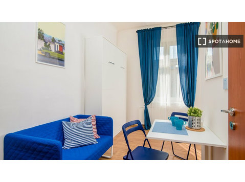 Studio apartment for rent in Jezerka, Prague - Апартаменти