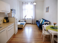 Flatio - all utilities included - Apartment In The Heart Of… - Te Huur