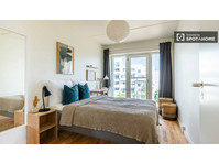 Room for rent in furnished and serviced 4-bedroom co-living - Izīrē