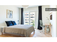 Room in furnished and serviced co-living apartment - Za iznajmljivanje