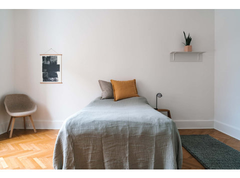 Classen II Room 2 Mighty+ - Apartments