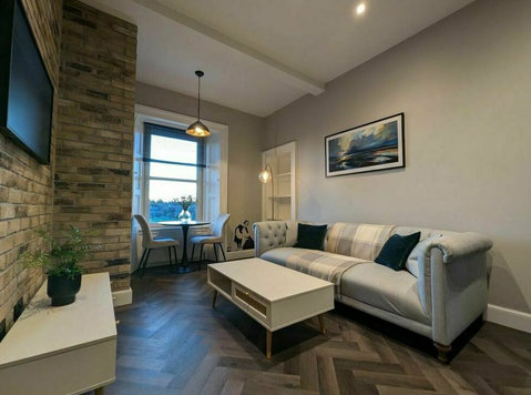 Spacious and furnished two bedroom apartment - Asunnot