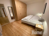 Two Bedroom Apartment - Pisos
