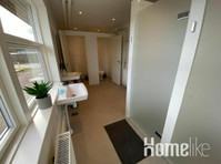 Single room with shared bathroom - Flatshare