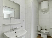 Studio and student room with private bathroom - Odense - Wohnungen
