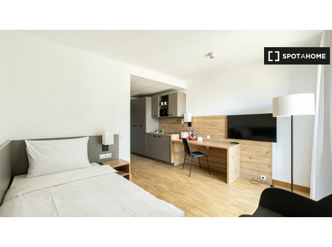 Apartamento estúdio para alugar em Siegelberg, Stuttgart - Apartamentos