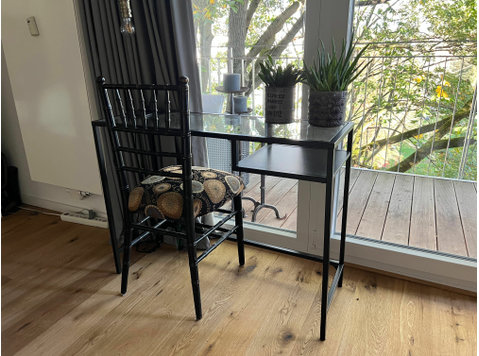 Modernes Studio Apartment mit großem Balkon in Eppendorf - Disewakan