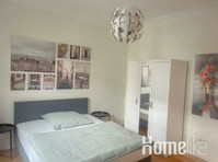 Furnished luxury 3 bedroom apartment in the heart of Nordend - Апартаменти
