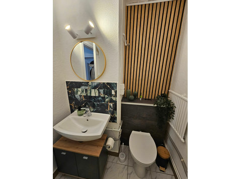 Schöne moderne Ferienwohnung - K pronájmu
