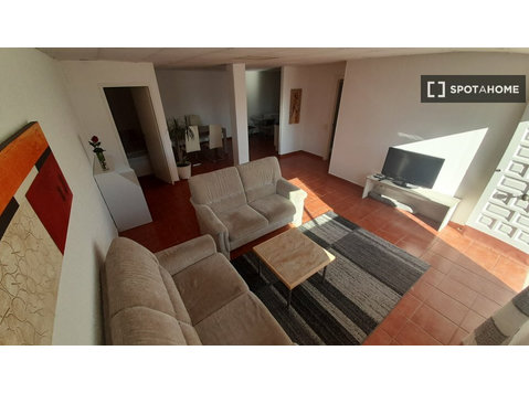 Apartamento de 2 dormitorios en alquiler en Barcelona - Asunnot