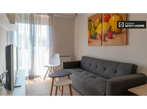 Apartamento de 1 dormitorio en alquiler en Madrid - Pisos