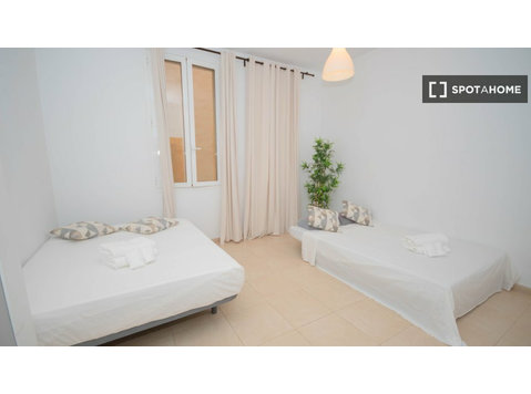 3-pokojowe mieszkanie do wynajęcia w Chueca, Madryt - Mieszkanie