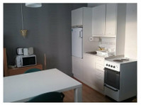Furnished private room close to Oulunkylä railway station - Flatshare