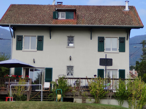 Spacious family home for rent in Divonne-les-Bains - Houses