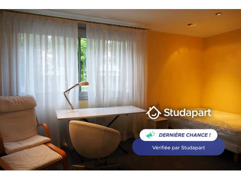 Studio meublé Grenoble centre quartier Aigle , à proximité… - À louer
